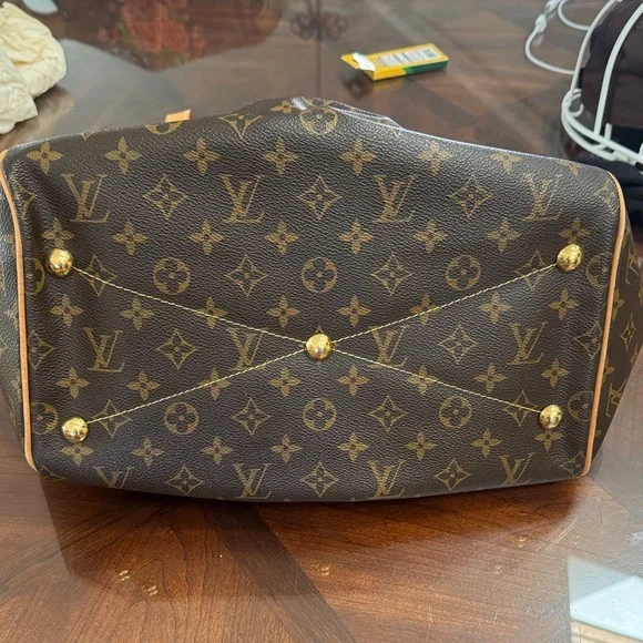 Louis Vuitton Brown Monogram Shoulder Bag - Picture 8 of 16